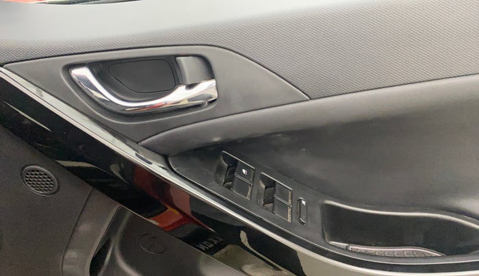 2023 Tata NEXON FEARLESS DUAL TONE 1.2 PETROL, Petrol, Manual, 3,335 km, Driver Side Door Panels Control