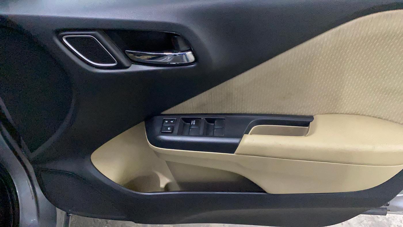 2019 Honda City 1.5L I-VTE V CVT, Petrol, Automatic, 68,532 km, Driver Side Door Panels Control