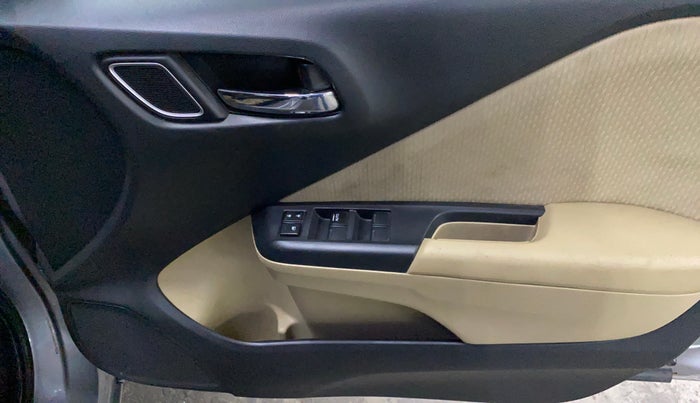 2019 Honda City 1.5L I-VTE V CVT, Petrol, Automatic, 68,532 km, Driver Side Door Panels Control