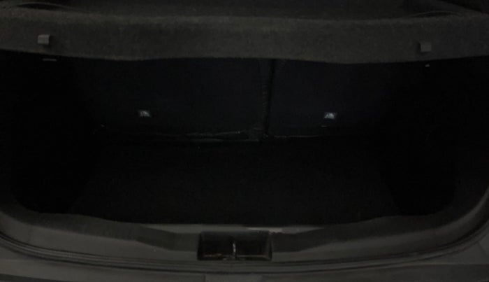 2022 Renault Kiger RXT MT, Petrol, Manual, 25,917 km, Boot Inside