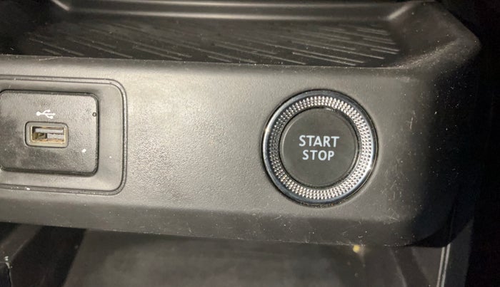 2022 Renault Kiger RXT MT, Petrol, Manual, 25,917 km, Keyless Start/ Stop Button