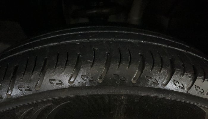 2022 Renault Kiger RXT MT, Petrol, Manual, 25,917 km, Right Front Tyre Tread