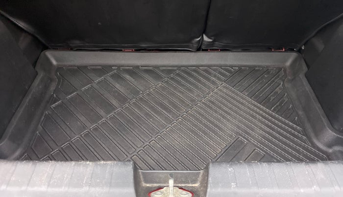 2019 Toyota Glanza V, Petrol, Manual, 28,839 km, Boot Inside