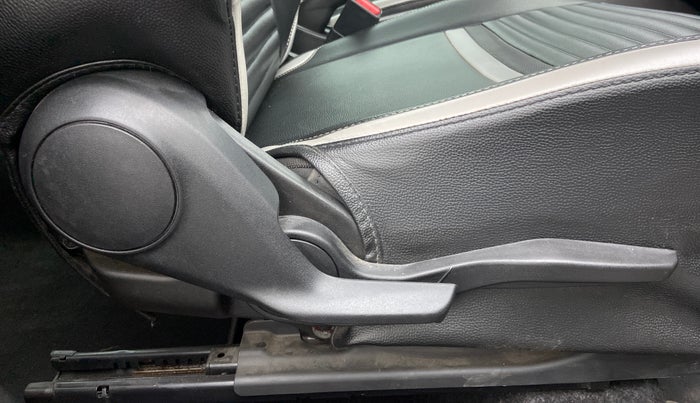 2019 Toyota Glanza V, Petrol, Manual, 28,839 km, Driver Side Adjustment Panel