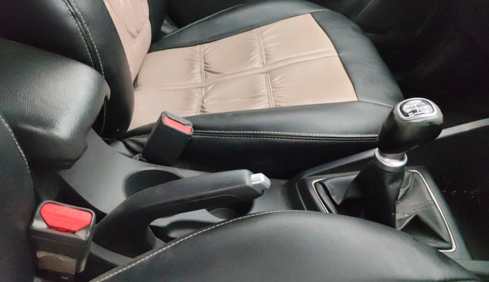 2019 Hyundai Elite i20 ASTA 1.2 (O), Petrol, Manual, 1,14,911 km, Gear Lever