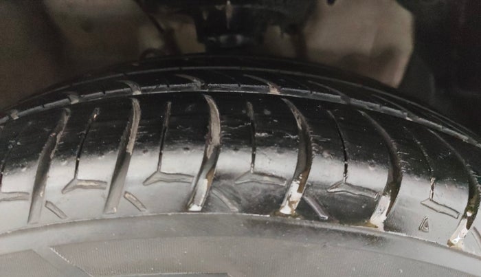 2019 Hyundai Elite i20 ASTA 1.2 (O), Petrol, Manual, 1,14,911 km, Right Front Tyre Tread