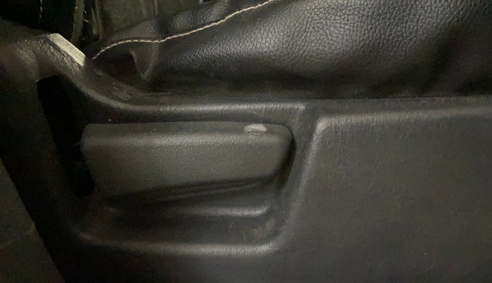 2016 Maruti Alto K10 VXI AMT, Petrol, Automatic, 1,00,897 km, Driver Side Adjustment Panel