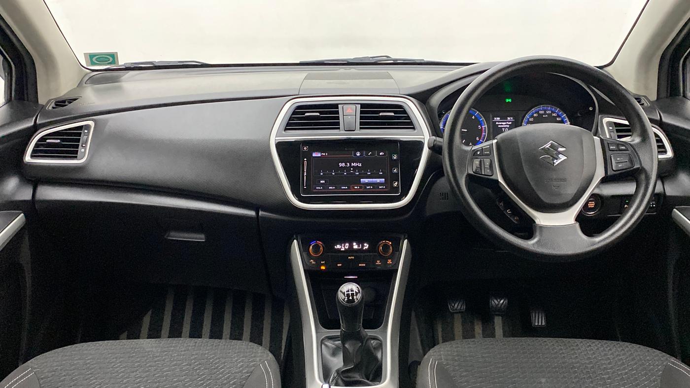 2016 Maruti S Cross ZETA 1.3, Diesel, Manual, 49,726 km, Dashboard