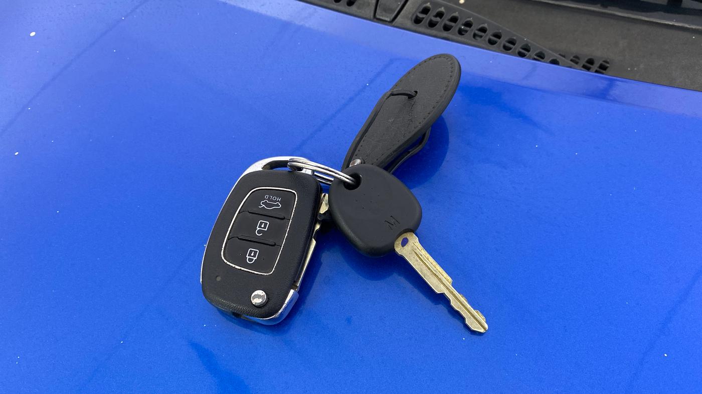 2018 Hyundai Xcent S AT 1.2, Petrol, Automatic, 49,044 km, Key Close Up