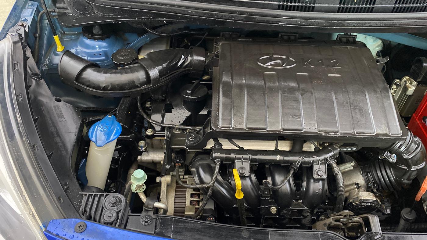 2018 Hyundai Xcent S AT 1.2, Petrol, Automatic, 49,044 km, Engine View - Right