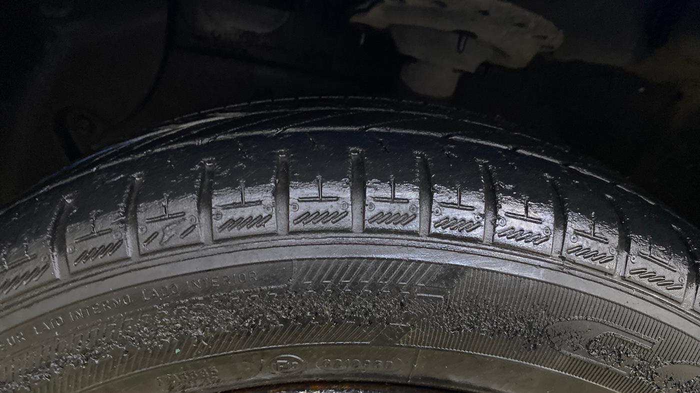2018 Hyundai Xcent S AT 1.2, Petrol, Automatic, 49,044 km, Left Front Tyre Tread