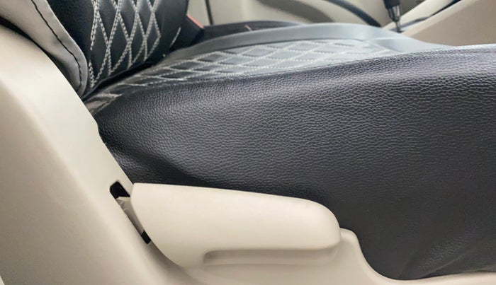 2017 Maruti Celerio VXI AMT (O), Petrol, Automatic, 17,722 km, Driver Side Adjustment Panel