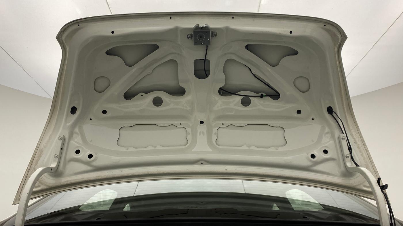 2011 Toyota Etios V, Petrol, Manual, 60,990 km, Boot Door Open