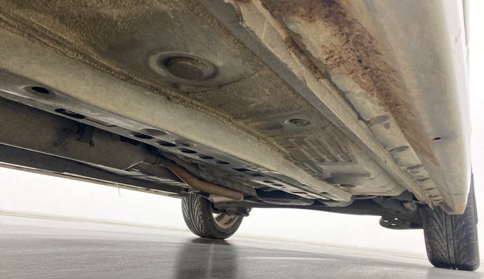 2011 Toyota Etios V, Petrol, Manual, 60,990 km, Right Side Underbody