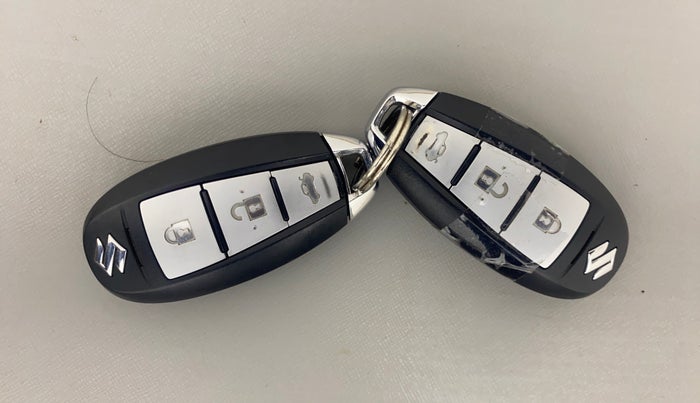 2019 Maruti Ciaz ALPHA 1.5 SHVS PETROL, Petrol, Manual, 31,620 km, Key Close Up