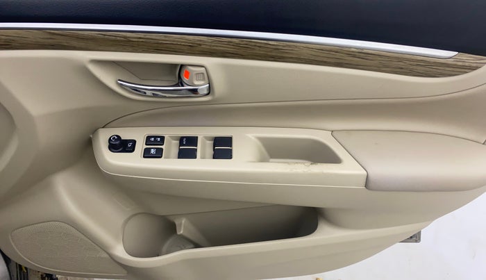 2019 Maruti Ciaz ALPHA 1.5 SHVS PETROL, Petrol, Manual, 31,620 km, Driver Side Door Panels Control