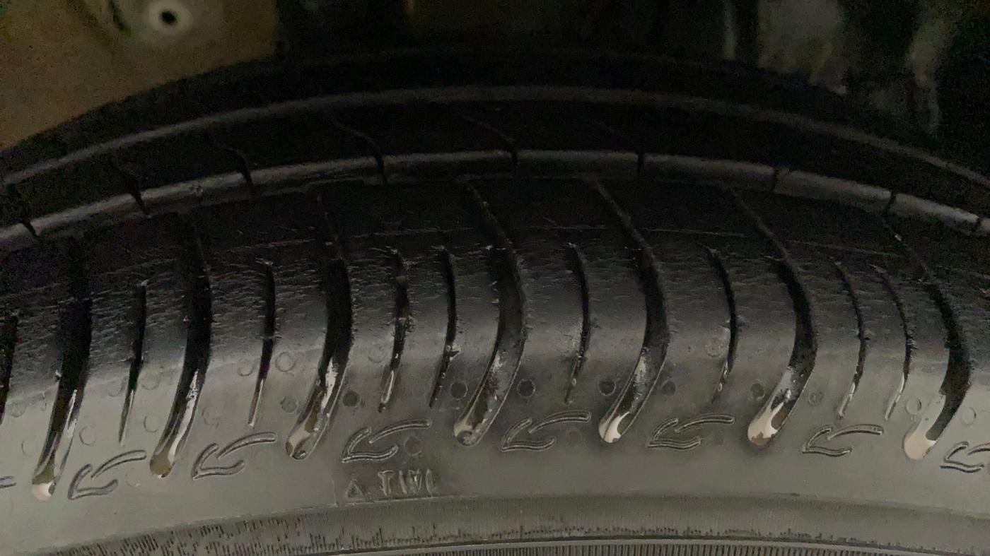 2022 Maruti New Wagon-R ZXI 1.2, Petrol, Manual, 21,137 km, Right Front Tyre Tread