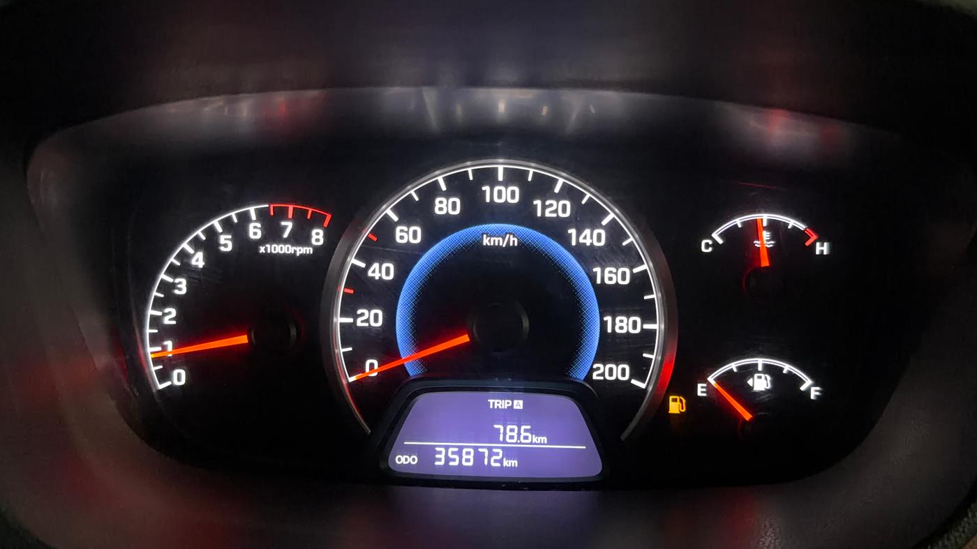 2016 Hyundai Grand i10 SPORTZ 1.2 KAPPA VTVT, Petrol, Manual, 35,863 km, Odometer Image