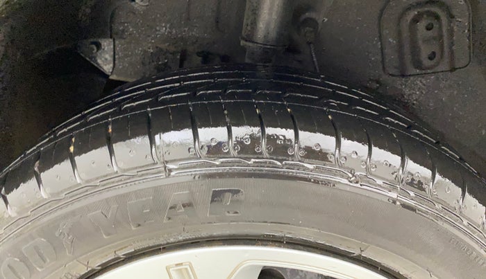 2021 Tata NEXON XMA PETROL, Petrol, Automatic, 59,671 km, Right Rear Tyre Tread