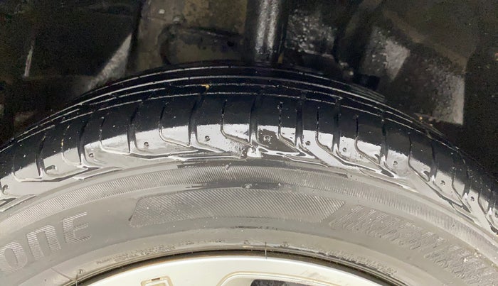 2021 Tata NEXON XMA PETROL, Petrol, Automatic, 59,671 km, Right Front Tyre Tread