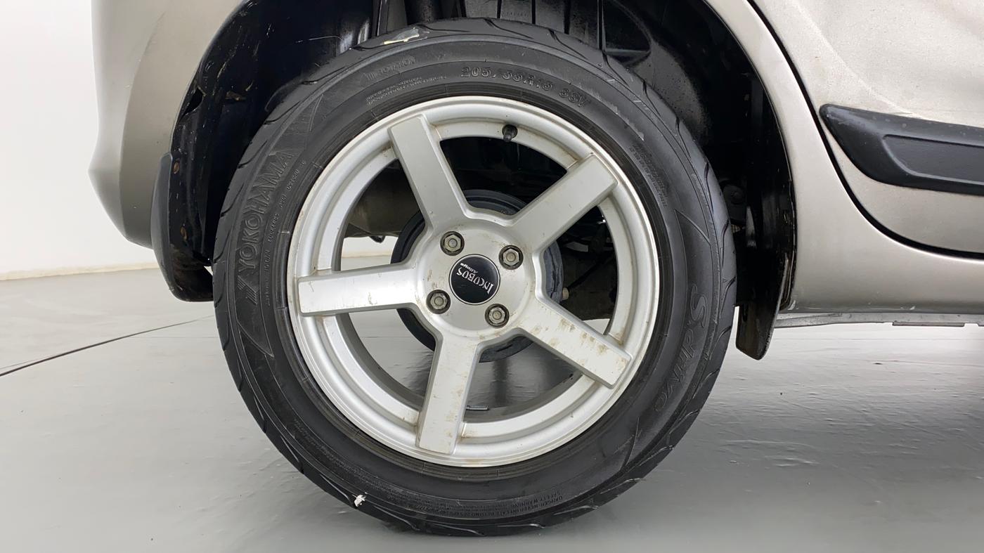 2019 Maruti Swift LXI, Petrol, Manual, 21,013 km, Right Rear Wheel