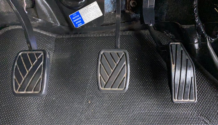 2019 Maruti Swift LXI, Petrol, Manual, 21,013 km, Pedals