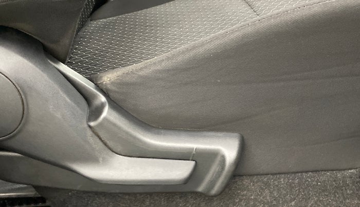 2020 Maruti IGNIS DELTA 1.2, Petrol, Manual, 36,231 km, Driver Side Adjustment Panel