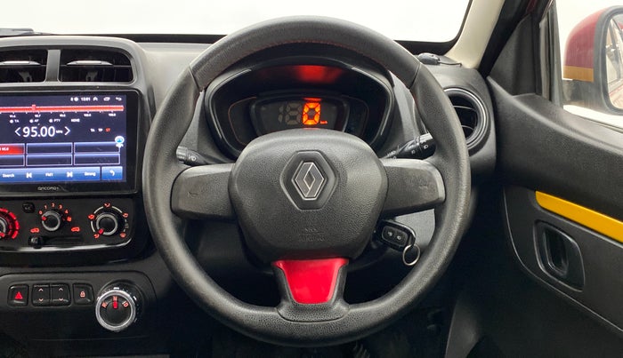 2018 Renault Kwid RXT 1.0 EASY-R  AT, Petrol, Automatic, 36,866 km, Steering Wheel Close Up