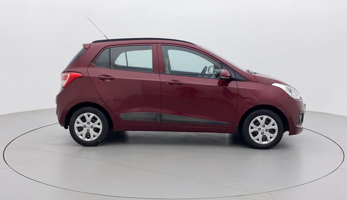 2015 Hyundai Grand i10 SPORTZ 1.2 KAPPA VTVT, Petrol, Manual, 1,08,606 km, Right Side View