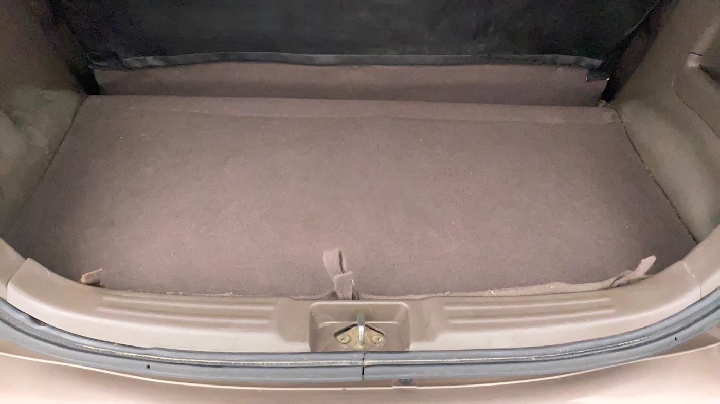 2010 Maruti Zen Estilo VXI, Petrol, Manual, 25,123 km, Boot Inside