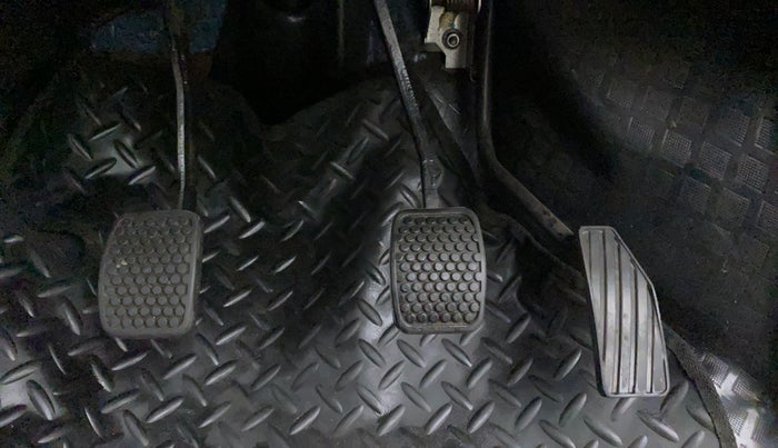 2010 Maruti Zen Estilo VXI, Petrol, Manual, 25,123 km, Pedals