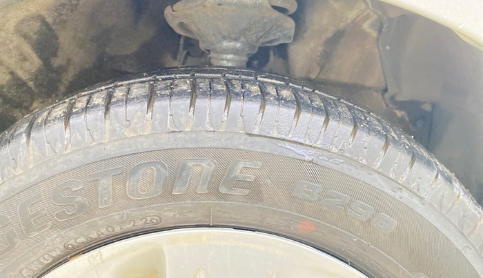 2017 Maruti Celerio VXI, Petrol, Manual, 87,271 km, Right Front Tyre Tread