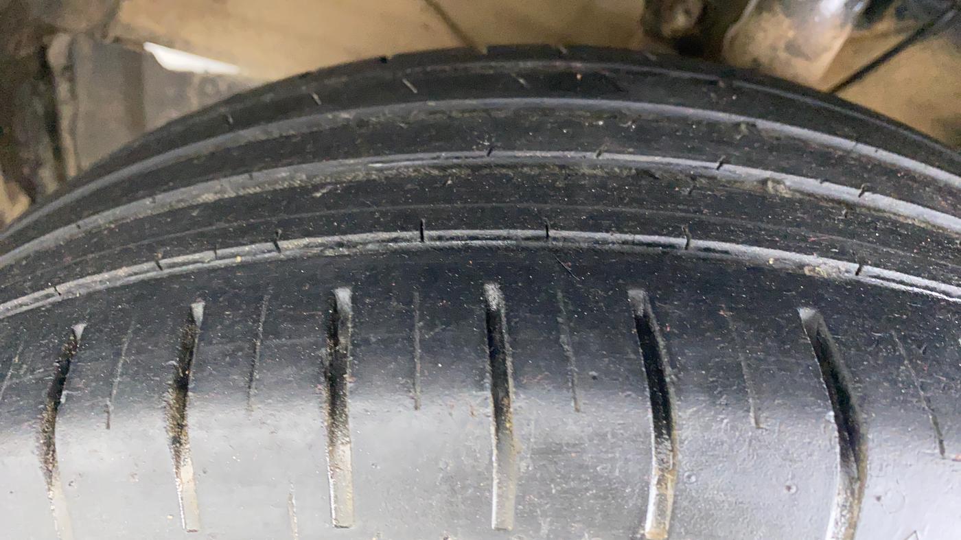 2020 Maruti Baleno ZETA PETROL 1.2, Petrol, Manual, 37,332 km, Left Front Tyre Tread