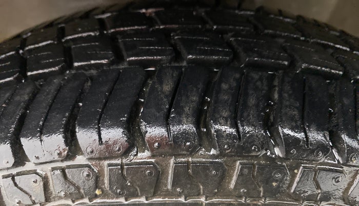 2016 Maruti Wagon R 1.0 LXI CNG, CNG, Manual, 77,414 km, Left Front Tyre Tread