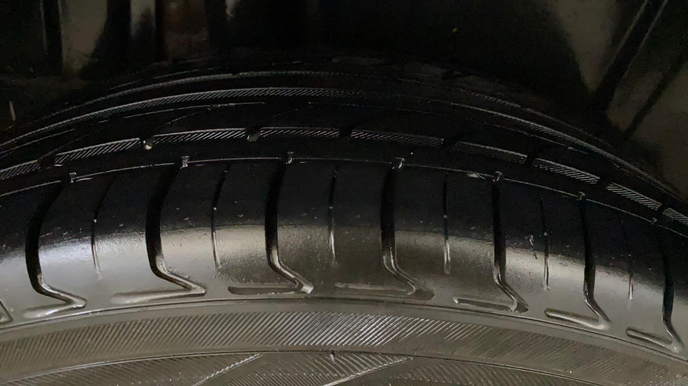 2021 Maruti XL6 ZETA AT, Petrol, Automatic, 67,186 km, Right Rear Tyre Tread