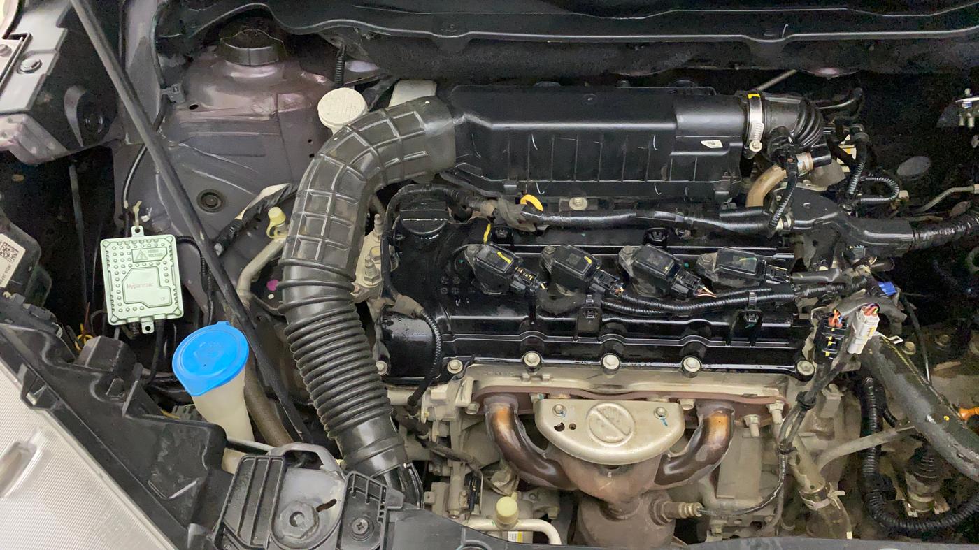 2021 Maruti XL6 ZETA AT, Petrol, Automatic, 67,186 km, Engine View - Right