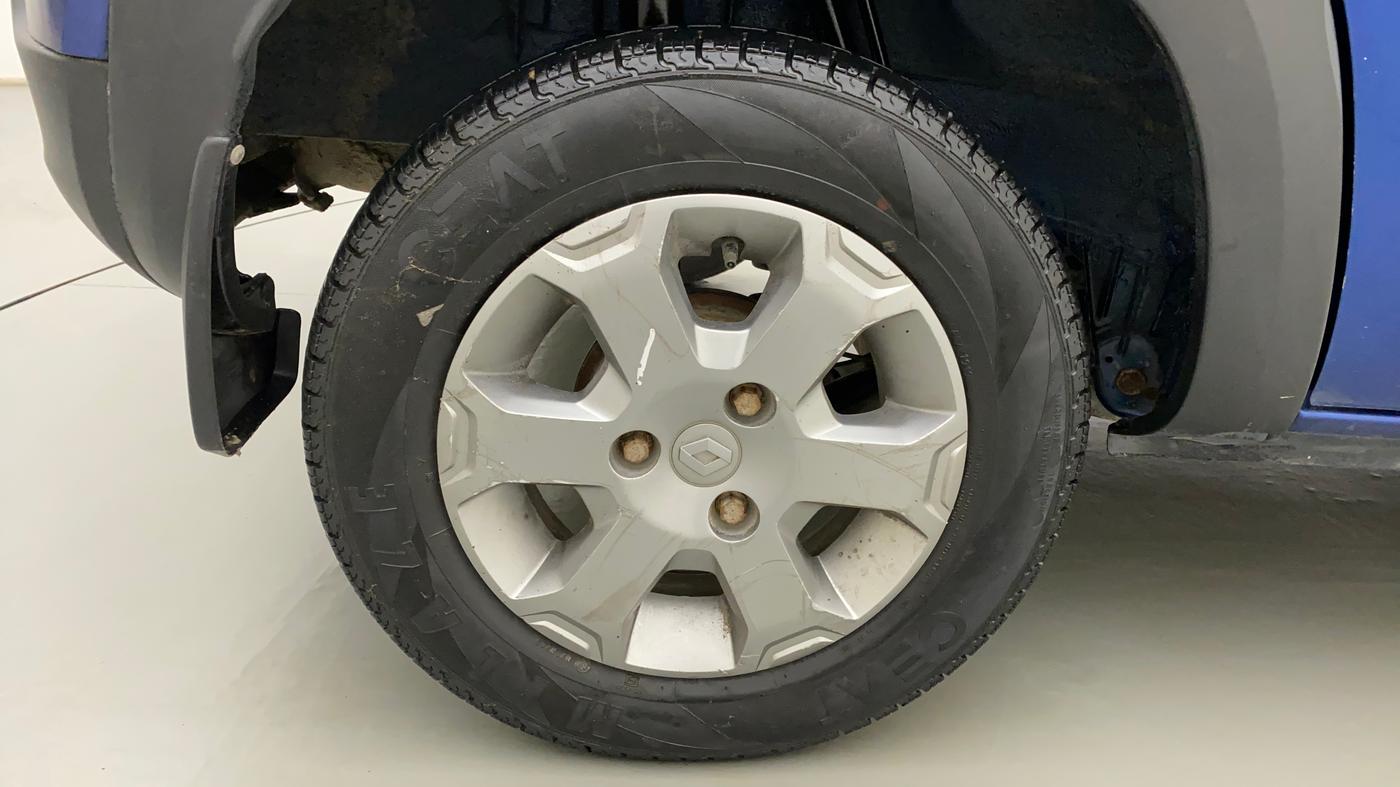 2019 Renault Kwid CLIMBER 1.0 AMT, Petrol, Automatic, 32,378 km, Right Rear Wheel