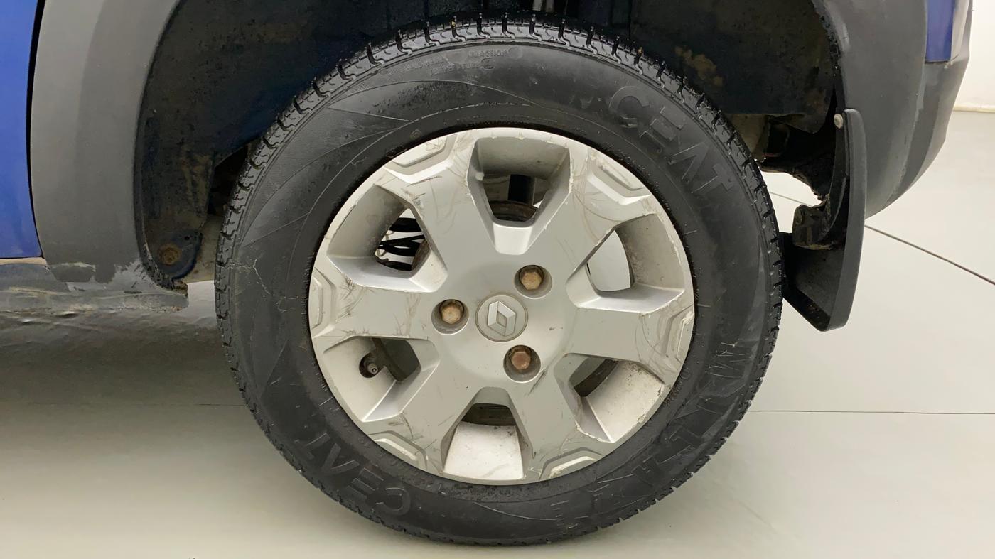 2019 Renault Kwid CLIMBER 1.0 AMT, Petrol, Automatic, 32,378 km, Left Rear Wheel