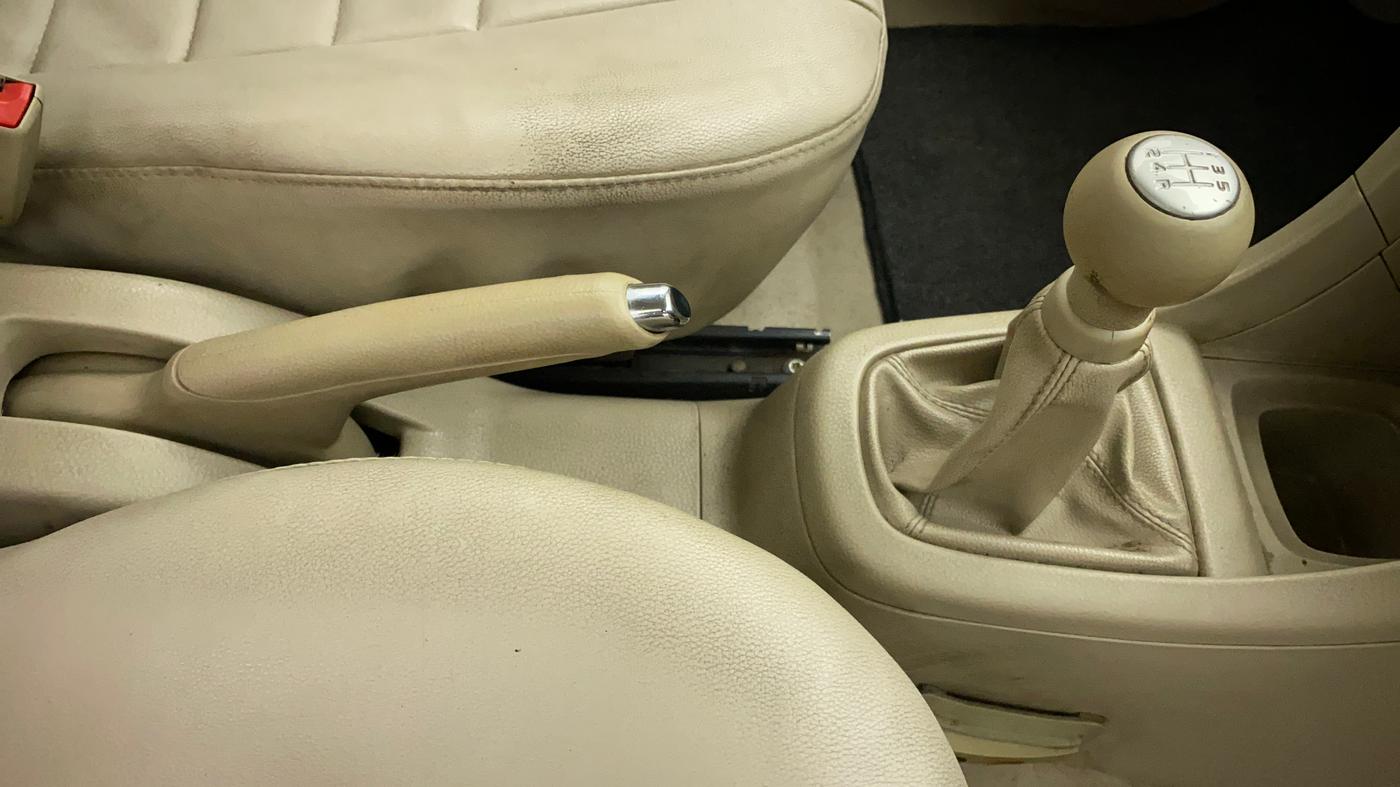 2012 Maruti Swift Dzire VXI, Petrol, Manual, 45,605 km, Gear Lever