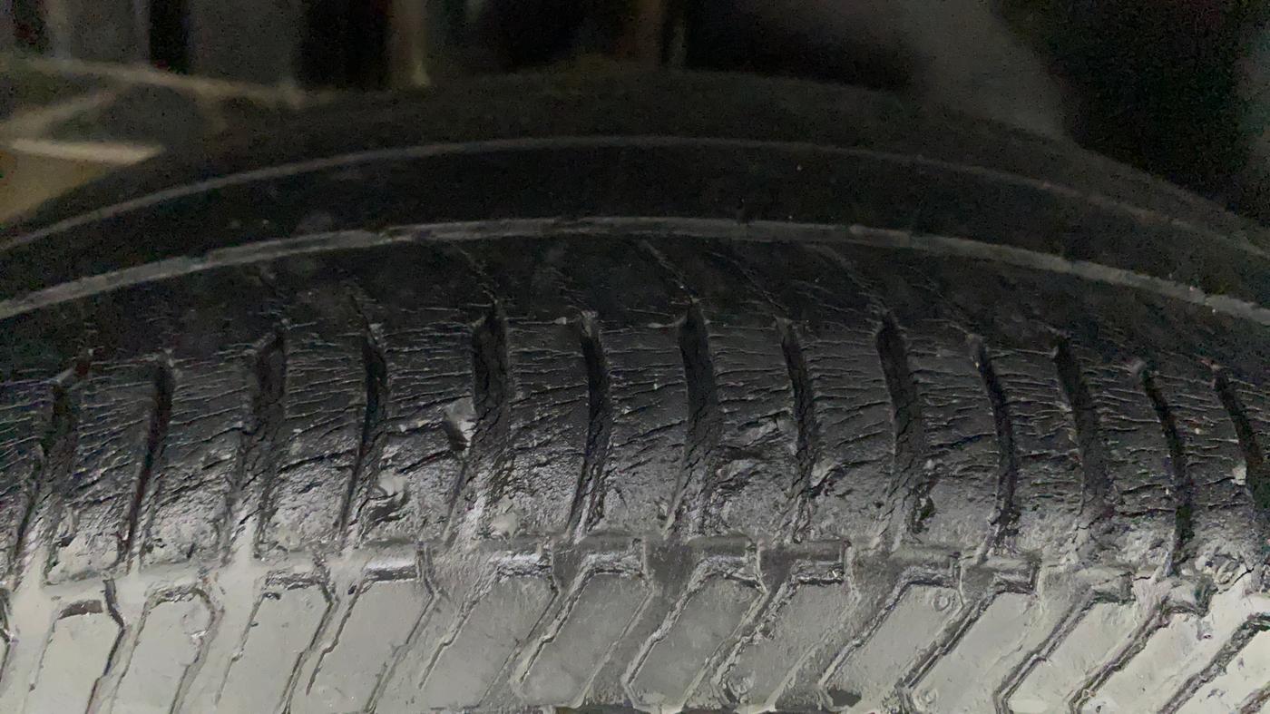 2012 Maruti Swift Dzire VXI, Petrol, Manual, 45,605 km, Right Rear Tyre Tread