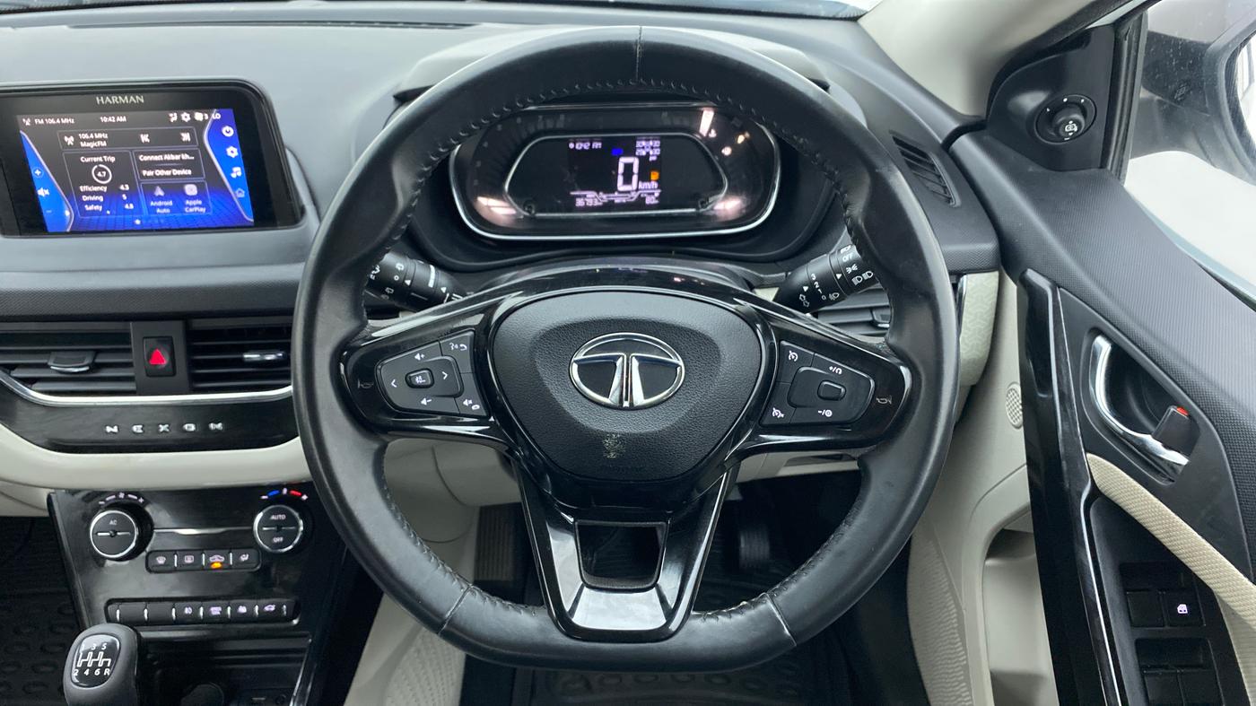 2022 Tata NEXON XZ PLUS PETROL SUNROOF, Petrol, Manual, 36,792 km, Steering Wheel Close Up