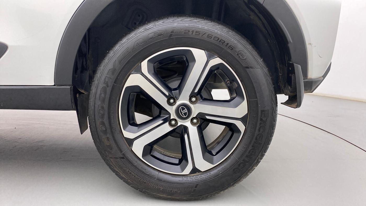 2022 Tata NEXON XZ PLUS PETROL SUNROOF, Petrol, Manual, 36,792 km, Left Rear Wheel
