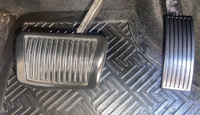 2019 Hyundai Elite i20 ASTA (O) CVT, Petrol, Automatic, 37,378 km, Pedals