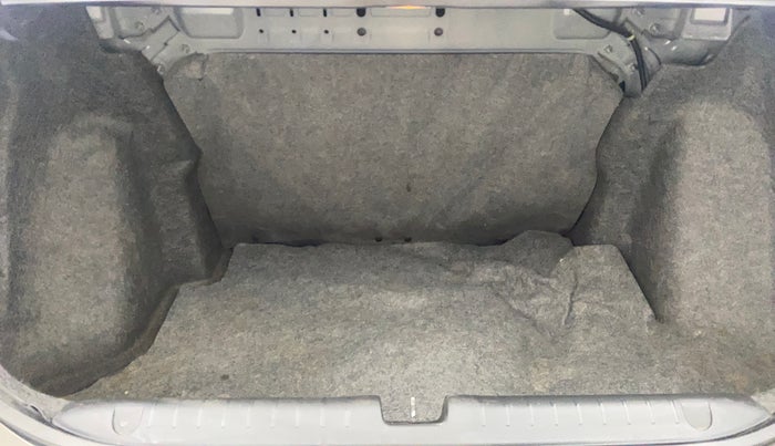 2018 Honda Amaze 1.2L I-VTEC S, Petrol, Manual, 1,02,018 km, Boot Inside