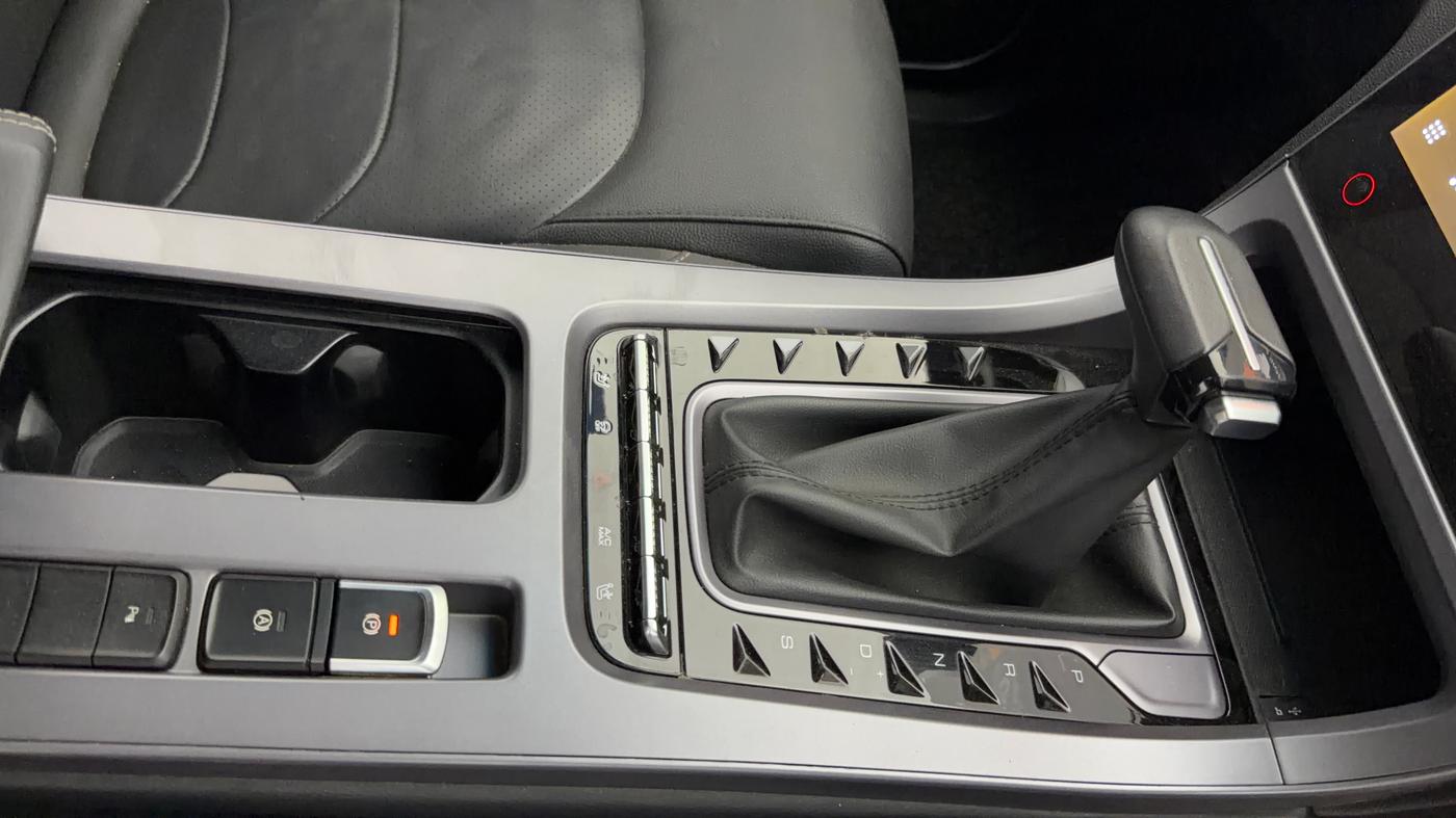 2024 MG HECTOR 100 Year Limited Edition CVT, Petrol, Automatic, 15,471 km, Gear Lever