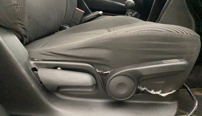 2013 Maruti Swift ZXI, Petrol, Manual, 1,04,062 km, Driver Side Adjustment Panel