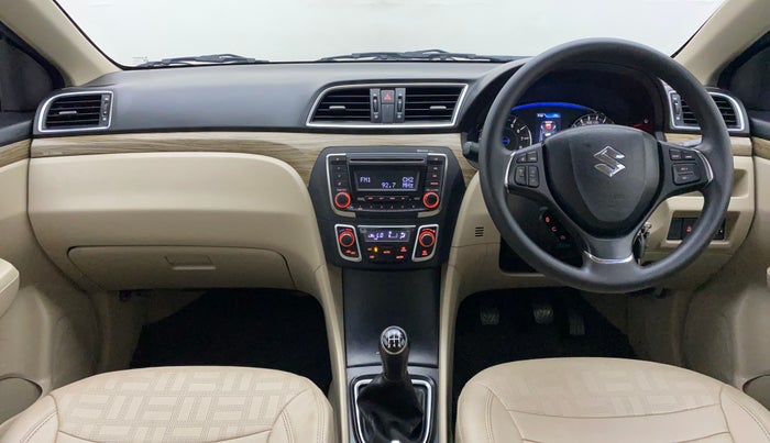 2018 Maruti Ciaz DELTA 1.5 SHVS MT PETROL, Petrol, Manual, 42,483 km, Dashboard