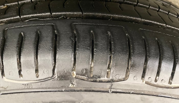2016 Maruti Celerio VXI AMT, Petrol, Automatic, 40,635 km, Right Rear Tyre Tread