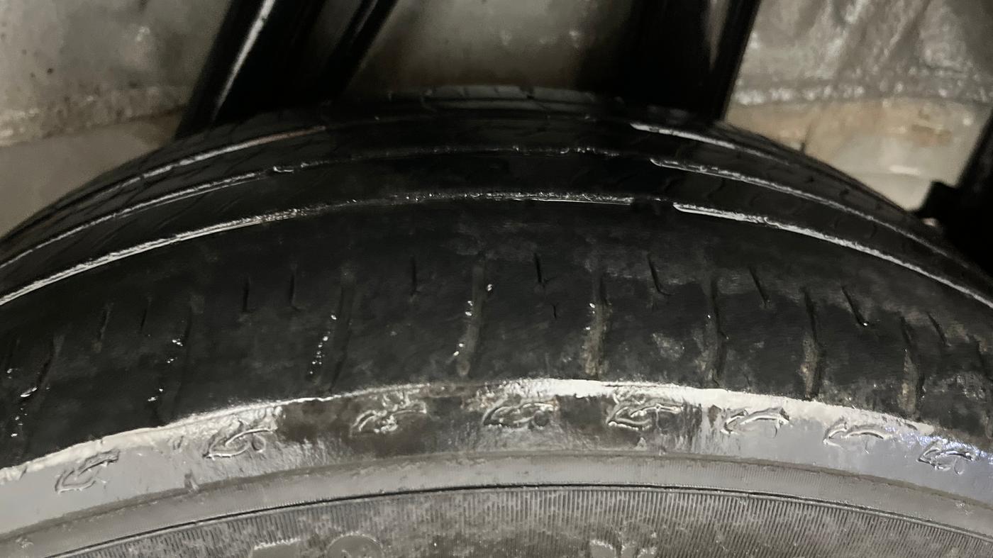 2021 Honda City 1.5L I-VTEC V CVT 5TH GEN, Petrol, Automatic, 24,139 km, Left Rear Tyre Tread