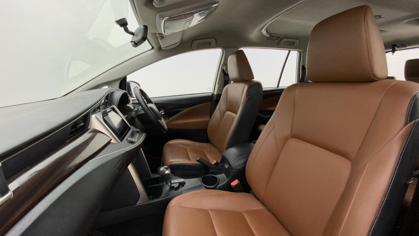 2018 Toyota Innova Crysta 2.7 ZX AT 7 STR, Petrol, Automatic, 50,771 km, Right Side Front Door Cabin View